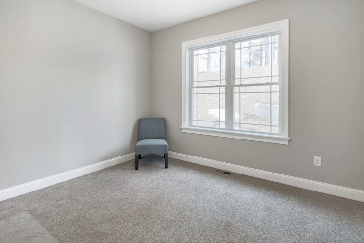 44 Mikes Way, Northbridge, Massachusetts 01534, 3 Bedrooms Bedrooms, 6 Rooms Rooms,2 BathroomsBathrooms,Single Family,For Sale,Mikes,1041